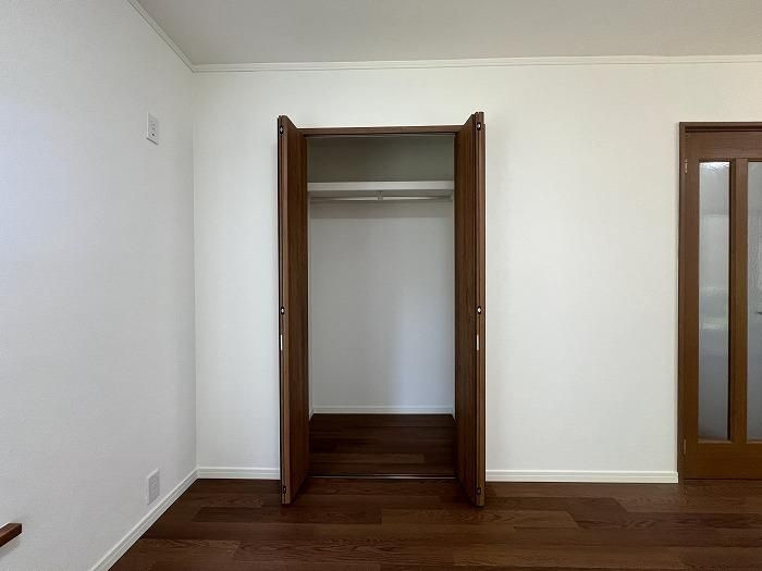 多摩市連光寺６丁目の中古一戸建の収納