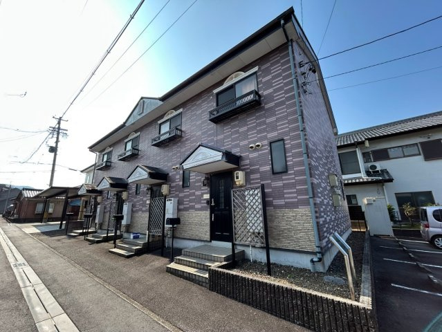 額田郡幸田町大字横落字郷中のアパート