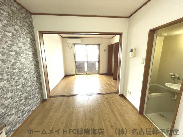 アクセスコートⅤの居間・リビング