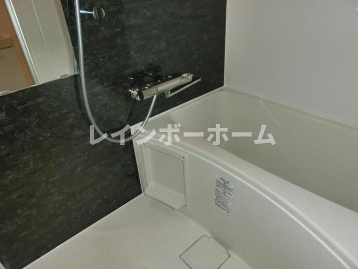 クロレ船橋宮本の浴室|※同施工会社参考写真です。
