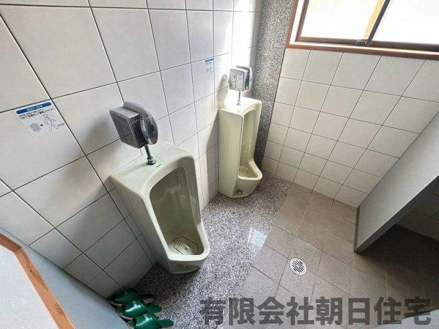 【トイレ】 | 玉湯町玉造中古戸建 | トイレです