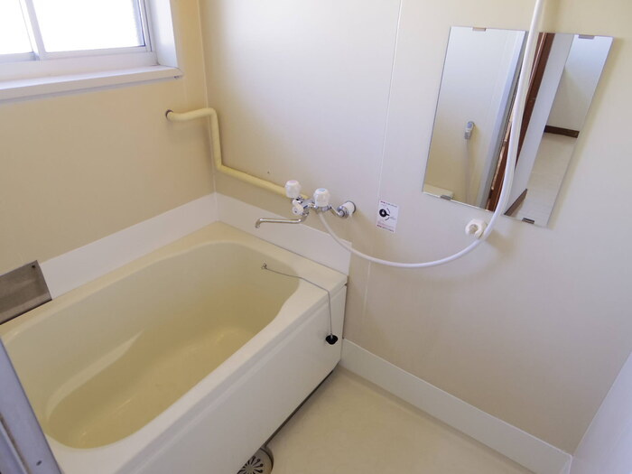 ハイツKMの浴室|浴室