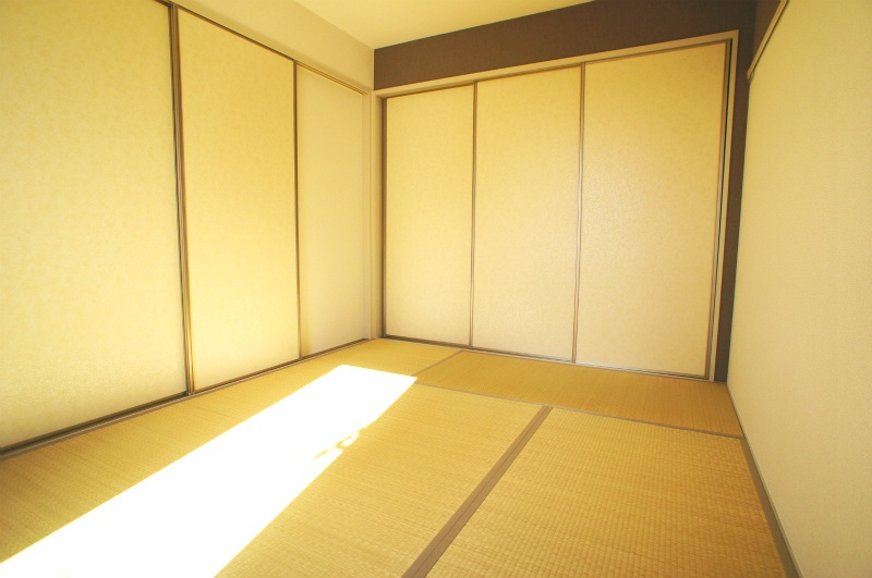 グリーンパーク大善寺IIの和室|和室があると落ち着いた雰囲気になりますね