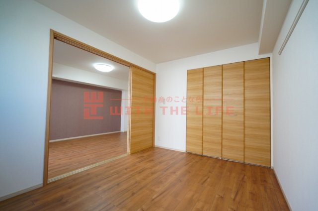 エクセラン朝妻【10,000円キャッシュバック対象物件】の寝室|寝室にぴったりのお部屋です