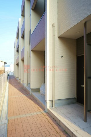 エクセラン朝妻【10,000円キャッシュバック対象物件】のエントランス|エントランスです