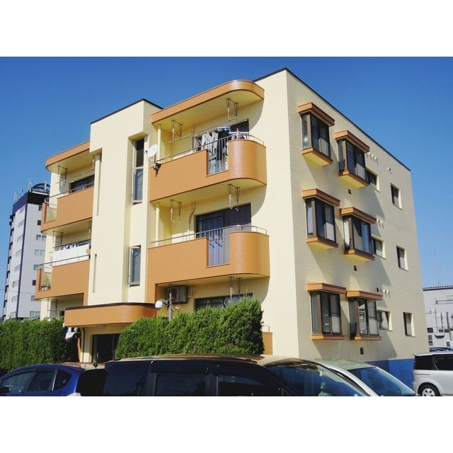 グロワール丸山の外観