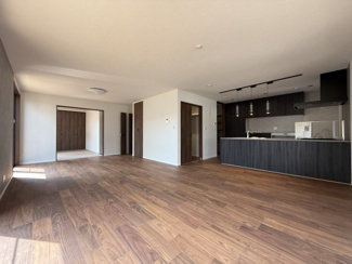 【居間・リビング】 | 新築　京王高尾線　めじろ台駅　めじろ台４