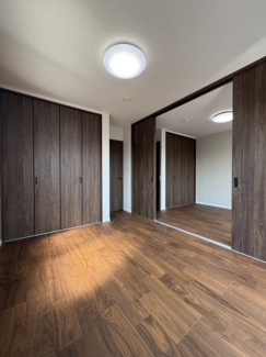 【洋室】 | 新築　京王高尾線　めじろ台駅　めじろ台４