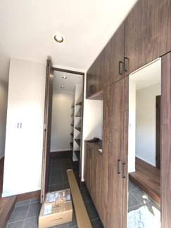 【玄関】 | 新築　京王高尾線　めじろ台駅　めじろ台４