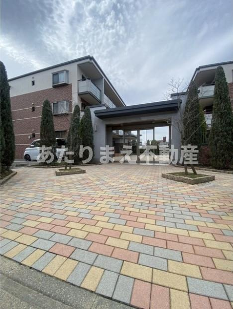 福岡市城南区堤２丁目の賃貸マンションのエントランス