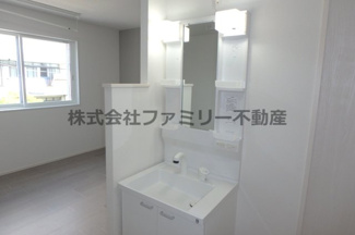 【洗面所】 | トラビス水戸トモゑ | コンパクトで使いやすい洗面所