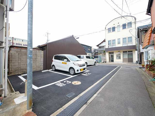 松田モータープール