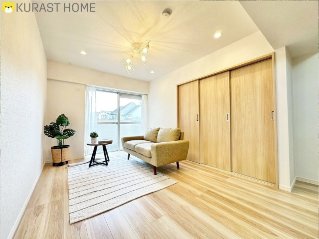 桂川ハイツ3号館　2階の居間・リビング