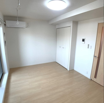 【洋室】 | Ｖｉｌｌａｇｅ・Ｐｌａｎｃｈｅ（ビラージュ・プランシュ）