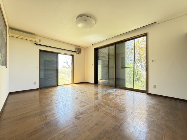 常滑市青海町4丁目の洋室|1F（10帖）
