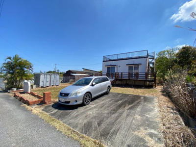 【駐車場】 | 【ルーフトップオーシャンビュー！】今帰仁村諸志　中古住宅