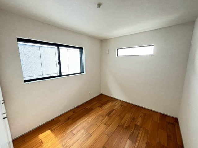 藤沢市善行2丁目　新築戸建全5棟の洋室