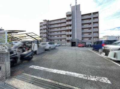 【駐車場】 | ロイヤルプラザ千里