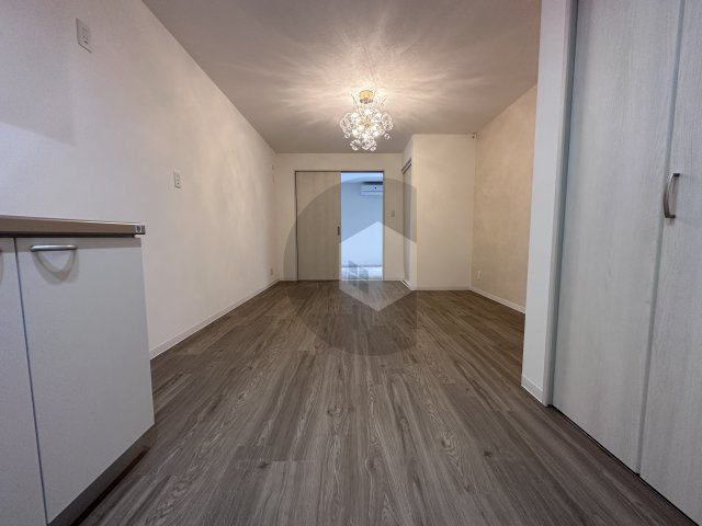 アート小若江の居間・リビング