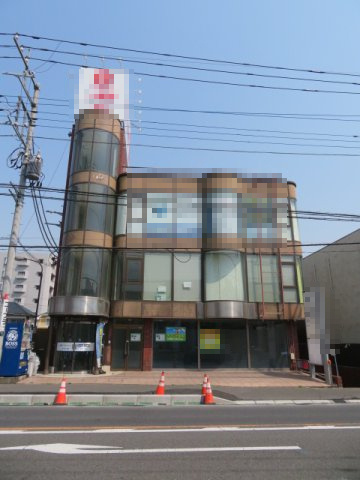 所沢市緑町３丁目の店舗事務所の外観