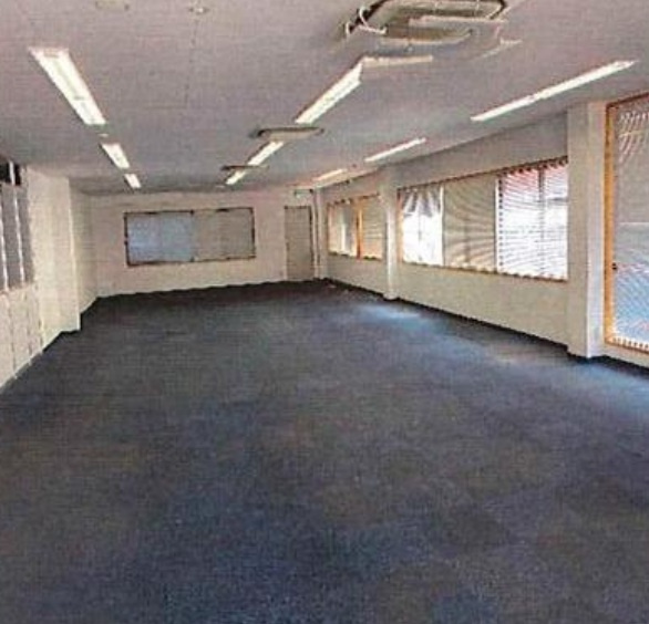 所沢市緑町３丁目の店舗事務所の内装