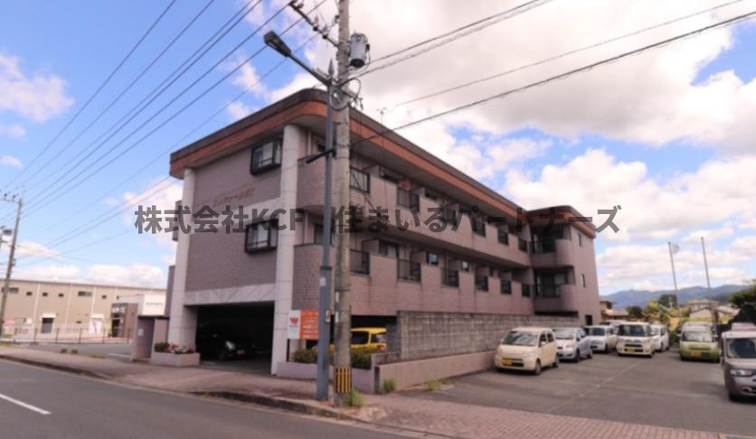 コンフォールHIのエントランス|落ち着いたエントランスです