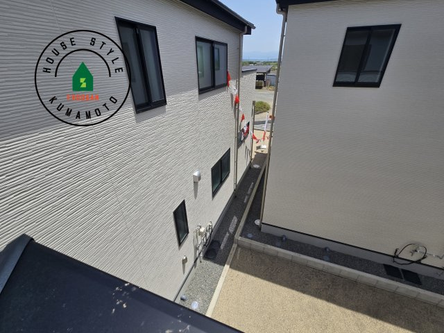 熊本市南区御幸西3丁目第1-4棟(1号棟)の展望|窓から緑が見える物件も魅力的です。