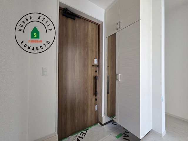 熊本市南区御幸西3丁目第1-4棟(1号棟)の防犯設備|二重ロックでしっかり防犯対策ができます。