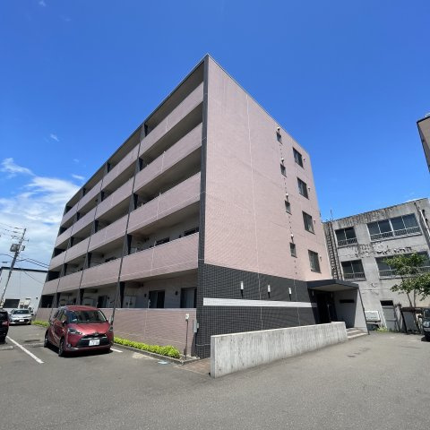 アーバンプラザの外観