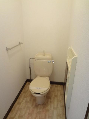 フレグランス諏訪野のトイレ|清潔感のあるトイレです