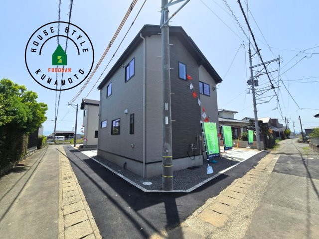 熊本市南区御幸西3丁目第1-4棟(2号棟)の前面道路含む現地写真|見学の時間などお気軽にお問い合わせ下さい。