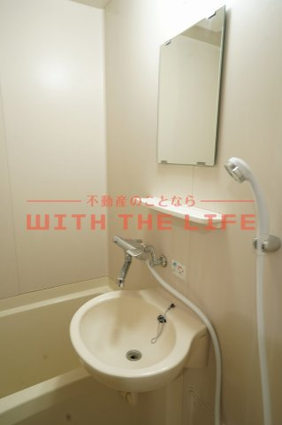 アヴェニール御井【キャッシュバック対象物件】の洗面所|コンパクトで使いやすい洗面所