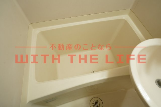 アヴェニール御井【キャッシュバック対象物件】の浴室|コンパクトで使いやすいお風呂です