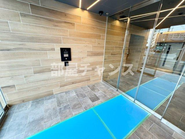 ルネフラッツ黒川Ⅱのエントランス