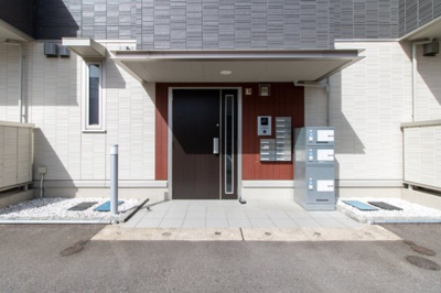 【エントランス】 | グランドゥール駅南