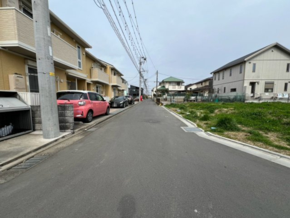 平塚市長持　№１の前面道路含む現地写真