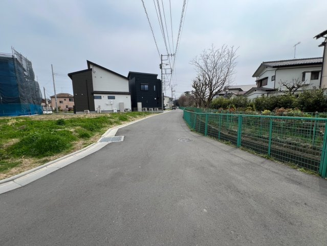 平塚市長持　№１の前面道路含む現地写真
