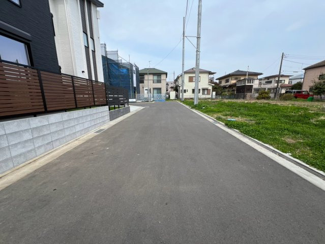 平塚市長持　№9の前面道路含む現地写真