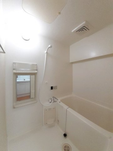 ベル・ウィングの浴室|きれいなお風呂です