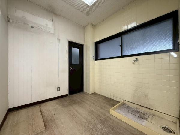 和歌山市本町5丁目　店舗付き戸建の内装