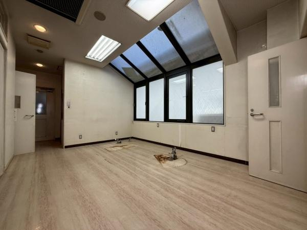 和歌山市本町5丁目　店舗付き戸建の内装