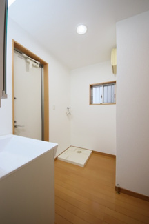 【独立洗面台】 | 灘区上野通二丁目中古戸建