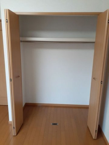 パインヒルズＡの収納|こまごまとしたものを収納できそうですね