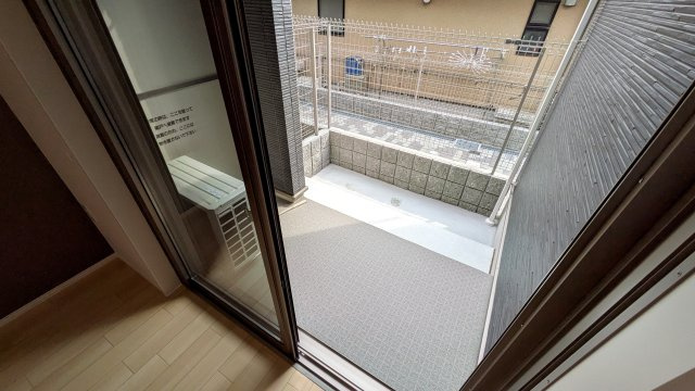 【バルコニー】