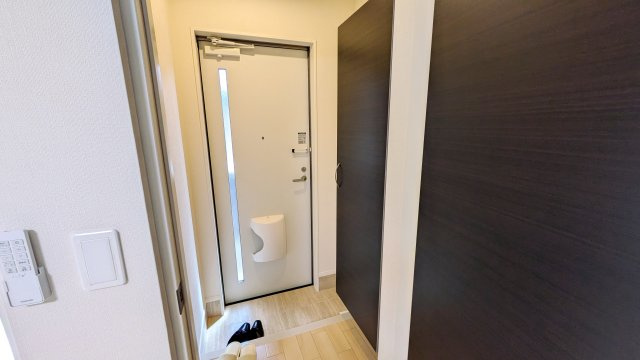 【玄関】