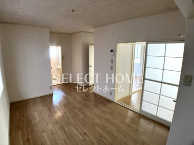 【居間・リビング】 | リバーパーク | おしゃれな居間です