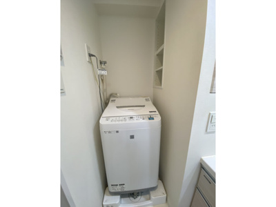 【内装】 | ディアレイシャス西新宿 | 内装は落ち着いています