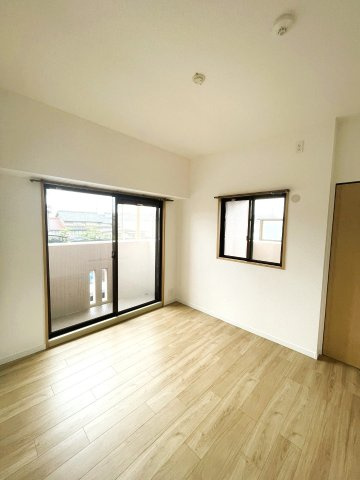 宝マンション港西のキッチン