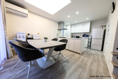 【居間・リビング】 | 上高田戸建 | おしゃれなリビングです