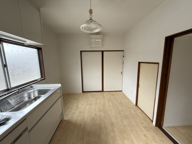 恵美酒戸建西の居間・リビング